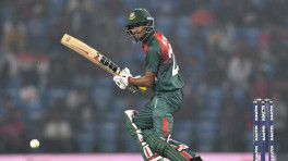 ৬২ করে থামলেন নাঈম