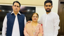 মা যখন ভেন্টিলেটরে, বাবর তখন দেশের হয়ে লড়ছিলেন