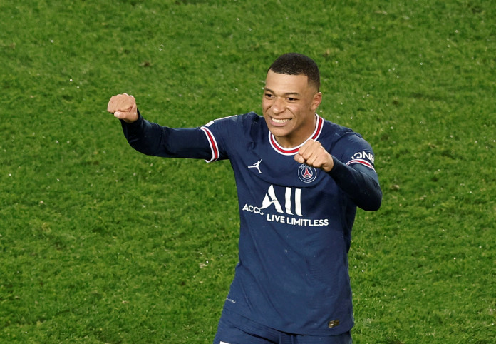 Mbappe 'happy at PSG, but undecided over future' as Real rumours swirl