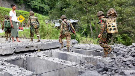 Many dead as Myanmar military sinks boats carrying kidnapped