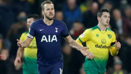 Tottenham Hotspur FC Football Player Father's Day Card For Dad