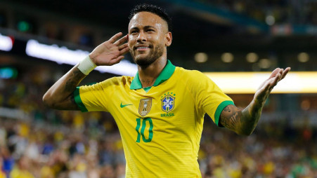 Brazil legend Ronaldo insists Neymar is 'loved' and draws Messi and Ronaldo  comparison