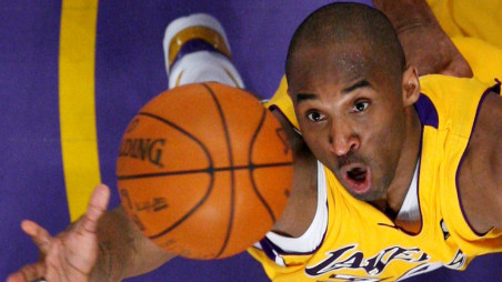 Kobe Bryant rookie jersey worn during NBA playoffs set to fetch up