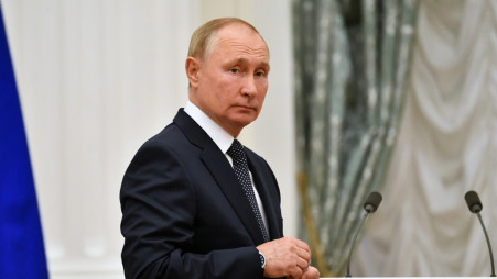 Putin rues Soviet collapse as demise of 'historical Russia