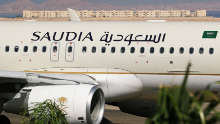 Saudi Arabia to open airspace to all airlines including from