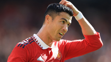 Ronaldo apologises after mobile phone incident following Man United loss