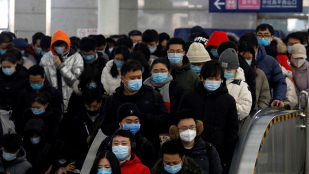 LVMH Orders 40 Million Masks From China To Aid Coronavirus Outbreak –  Footwear News