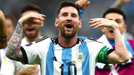 Messi's jersey will be ready if decides to play at next World Cup