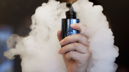 Australia will ban recreational vaping in crackdown on e-cigarettes, UK  News