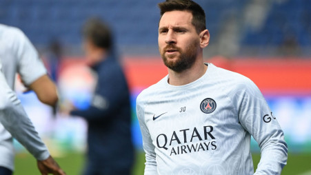 Did Lionel Messi Really Crush Cristiano Ronaldo's Shirt Sales Record?