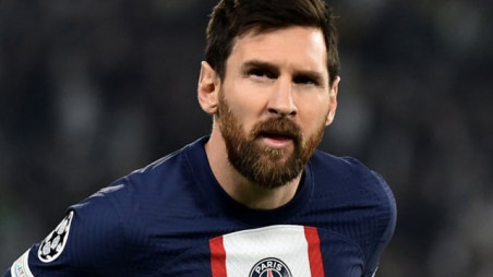 Lionel Messi set for PSG stay?! World Cup winner included in Ligue 1  champions' promotional video for 2023-24 home kit despite Barcelona  transfer talk