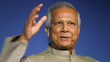 File photo: Nobel Peace Prize laureate Muhammad Yunus speaks at the Trust Women conference in London on November 19, 2014. Photo: Reuters/Suzanne Plunkett