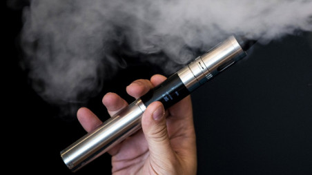 E cigarettes import export should be banned Meerjady Sabrina