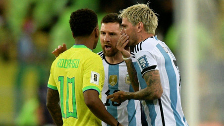 Argentina hand Brazil third straight loss after crowd trouble at Maracana