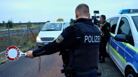 Officers from the Bundespolizei of the German federal police stop a vehicle during a patrol along the German-Polish border to prevent illegal immigration near Forst, Germany October 12, 2023. REUTERS