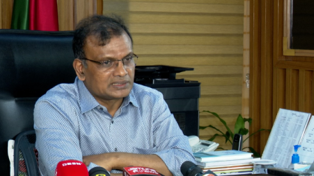 Election Commissioner Md Anisur Rahman speaking to reporters at his office in 2022. Photo: Collected.