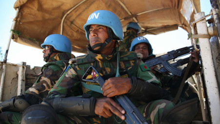 On Peacekeepers Day, UN to spotlight vital role of women peace operations