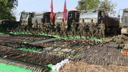 Arakan Army claims Myanmar junta troops withdrawing from northern