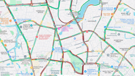 Screenshot of Google Maps showing traffic congestion at 10:15 am on Tuesday, November 5, 2024