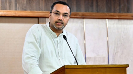 Prime Minister's Adviser and Spokesperson for the Prime Minister's Office, Mahdi Amin, spoke today (25 May) at a press conference held at the Prime Minister's Office in Tejgaon. Photo: PMO
