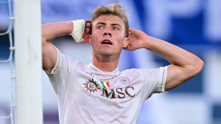 Serie A - Como v Napoli - Stadio Giuseppe Sinigaglia, Como, Italy - May 2, 2026 Napoli's Rasmus Hojlund reacts after missing a chance to score. Photo: Reuters