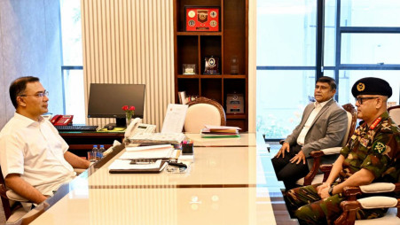 Lieutenant General Mohammad Asadullah Minhazul Alam met with Prime Minister Tarique Rahman before joining UN peacekeeping on 3 June 2026. Photo: PMO