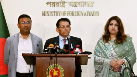 Foreign Minister Dr Khalilur Rahman speaking to reporters at the Ministry of Foreign Affairs on 4 June 2026. Photo: Collected
