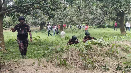 The individuals involved in BSF's push-in attempts were unable to enter Bangladesh and were staying in the no-man’s land or zero-line area. Photo: UNB