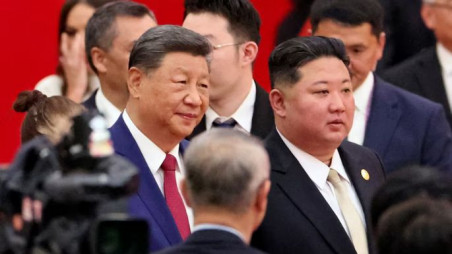Chinese President Xi Jinping and North Korean leader Kim Jong Un arrive for a reception marking the 80th anniversary of the end of World War Two, at the Great Hall of the People in Beijing, China, 3 September 2025. Reuters/Florence Lo/File Photo