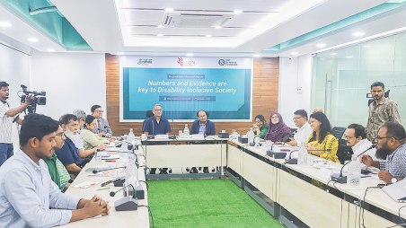 Experts discuss challenges in disability-inclusive development, including gaps in reliable data, fragmented policy implementation and weak coordination, at a roundtable titled “Data Matters: Numbers and Evidence are Key to Disability Inclusive Society” at The Business Standard office in Dhaka on 20 May. The event was jointly organised by the Bangladesh Business and Disability Network (BBDN) and BRAC Bank PLC in collaboration with The Business Standard. Photo: Mehedi Hasan