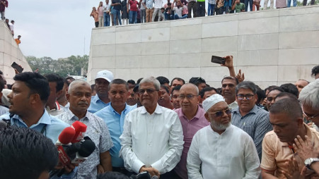 Local Government Minister Mirza Fakhrul Islam Alamgir is speaking at Zia Udyan today (13 June). Photo: Collected