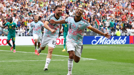 FIFA World Cup 2026 - Round of 32 - Belgium v Senegal - Seattle Stadium, Seattle, Washington, US - July 1, 2026 Belgium's Youri Tielemans celebrates scoring their third goal with Nicolas Raskin. Photo: REUTERS/Agustin Marcarian