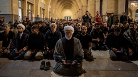 Mourners pray during a public farewell ceremony to pay their respects to late Supreme Leader Ayatollah Ali Khamenei, who was killed on February 28 in Israeli and US airstrikes, at the Imam Khomeini Grand Mosalla, in Tehran, Iran July 4, 2026. Photo: REUTERS/Alkis Konstantinidis Foreign media in Iran operate under guidelines set by the Ministry of Culture and Islamic Guidance, which regulates press activity and permissions