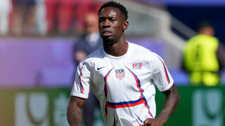 United States of America forward Folarin Balogun (20) warms up before a Round of 32 match of the 2026 FIFA World Cup against Bosnia and Herzegovina at San Francisco Bay Area Stadium. Photo: Reuters/Darren Yamashita