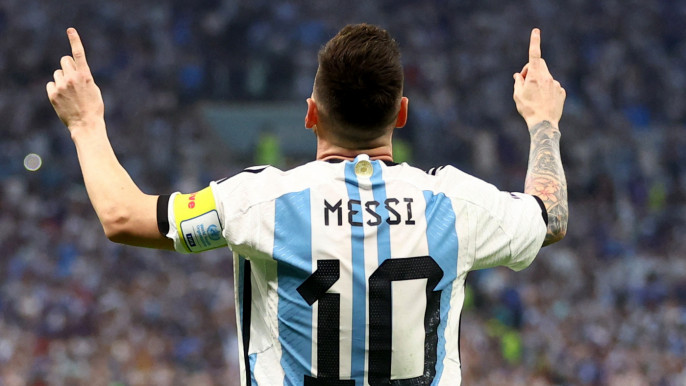 FIFA World Cup 2022: Argentina fans in Qatar give Lionel Messi noisy  backing