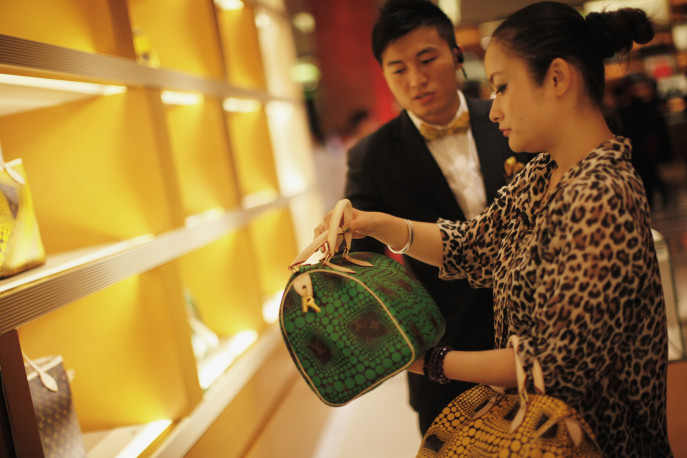 In China, It's Time to Splurge Again, and the Luxury Industry Is Relieved -  The New York Times
