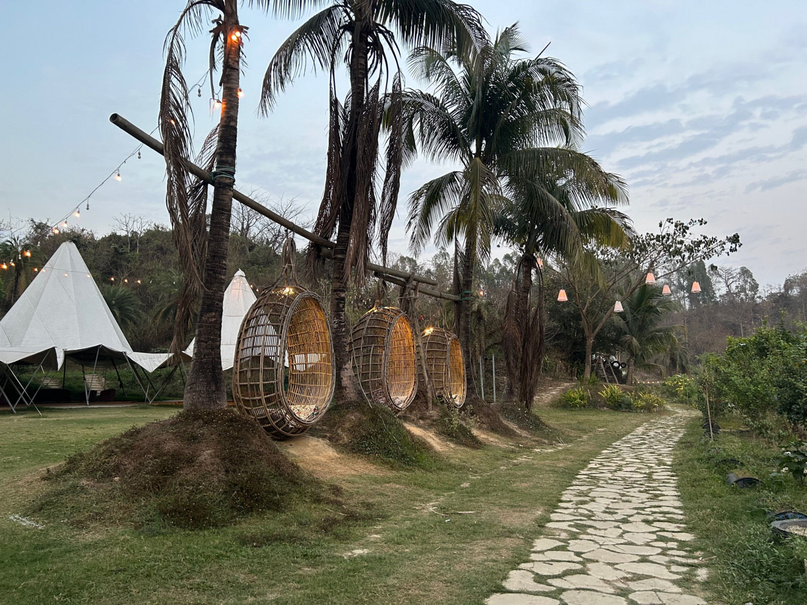 An evening spent on these swings will create the most precious memories. Photo: Tehreen Islam