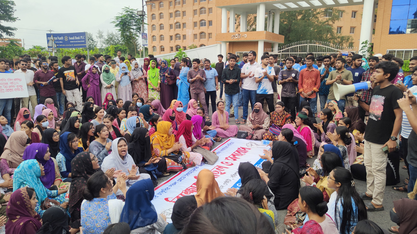 Students of Barishal University staged protest on Barishal-Kuakata highway. Photo: TBS