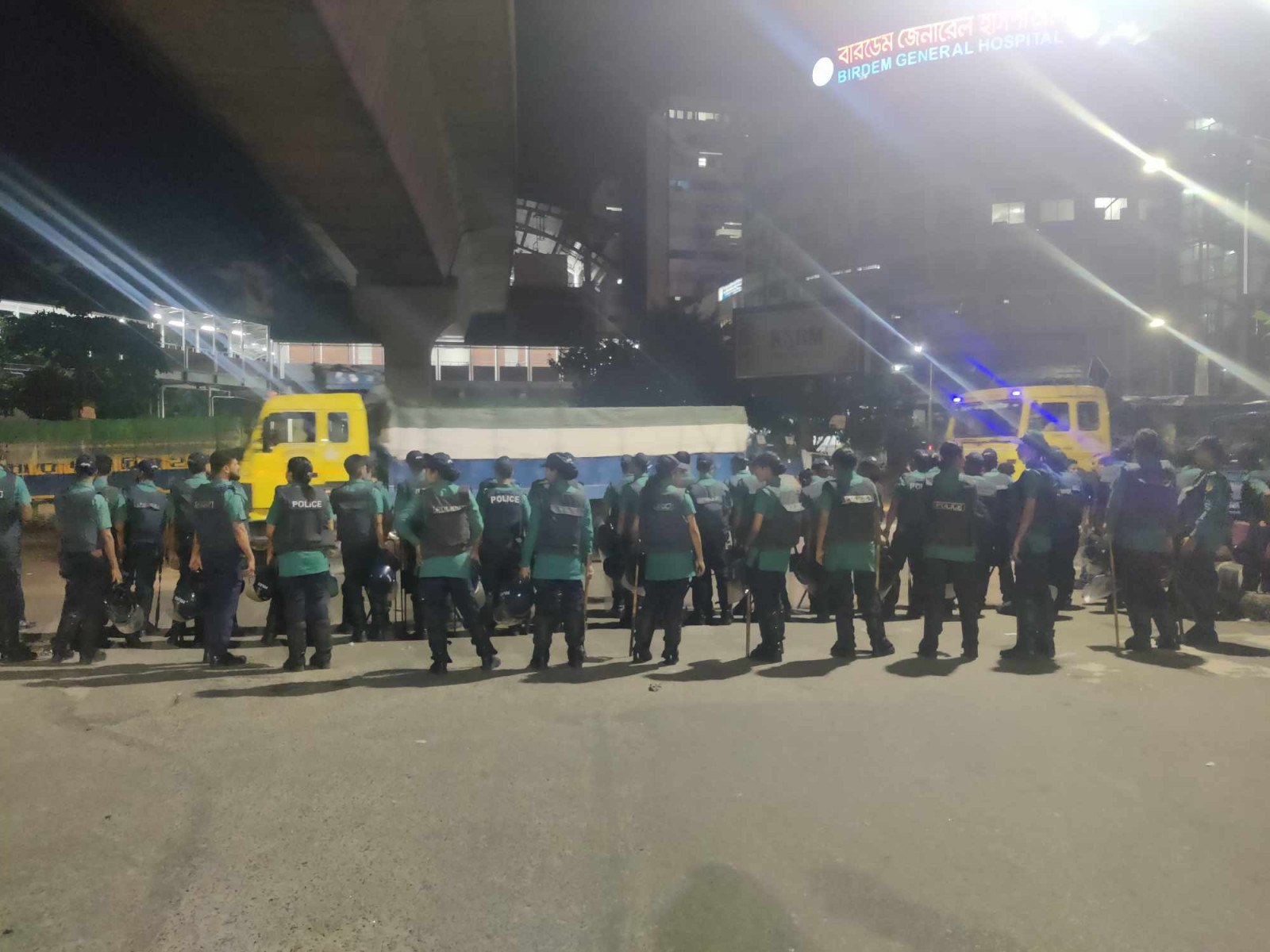 Police officers take position at Shahbagh intersection of the capital as students gather at TSC, Dhaka University. Photo: TBS