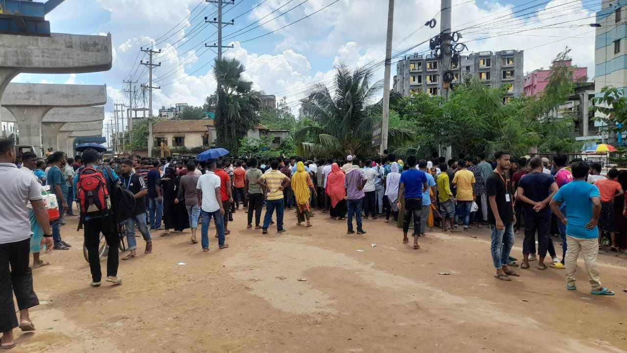 RMG workers protesting on September 28. Photo: TBS