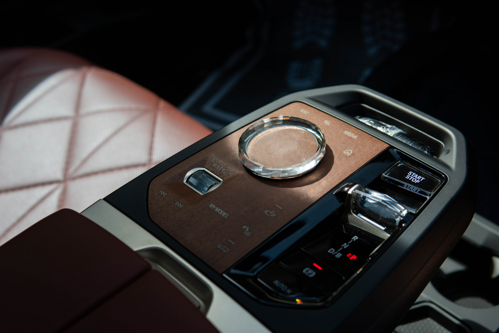 The open center console enhances space and improves practicality. PHOTO: Arfin Kazi