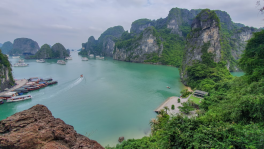 Tourists can go on a wonderful trip to the Ha Long Bay on wooden boats. PHOTOS: TANMOY KAIRY
