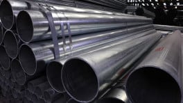 Steel pipes are seen stacked at an industrial park in Shenyang, Liaoning province, China September 30, 2021. Photo: REUTERS/Tingshu Wang/File Photo