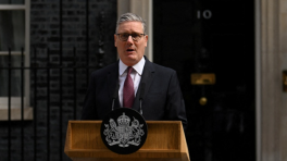 Starmer speaks outside 10 Downing Street, in London, June 22, 2026. REUTERS/Jaimi Joy