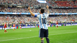 Lionel Messi celebrates after scoring for Argentina against Austria during a Group J match of the 2026 FIFA World Cup, where his brace secured a 2-0 victory and a place in the knockout stage. Photo: Reuters