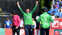 Matthew Humphreys celebrates a wicket during Ireland-India match yesterday (26 June). Photo: ICC