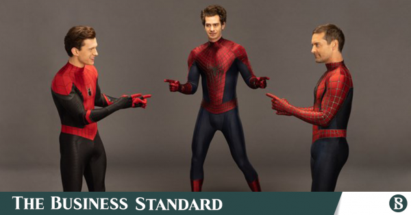 Andrew Garfield Height In CM  How Tall Is Andrew Garfield ? - USA  Hollywood People - Medium