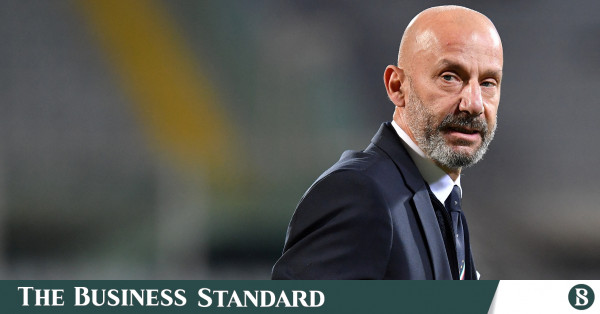 Former Star Italy Striker Vialli Dies Aged 58 The Business Standard